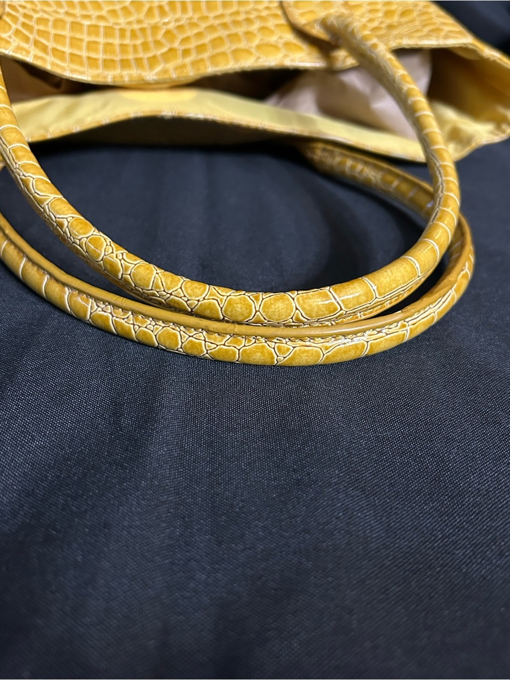 Vecceli Italy Yellow Croc-Embossed Tote Bag - Picture 9 of 11